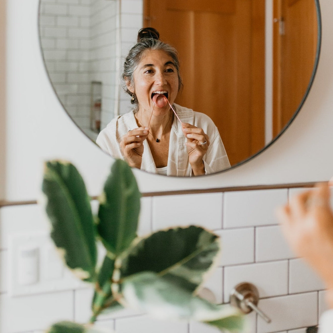 Copper Tongue Cleaner: Ayurvedic Tongue Scraping Tool