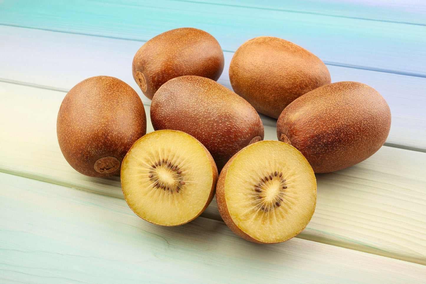 50 Golden Kiwi Fruit (Actinidia Chinensis) Seeds