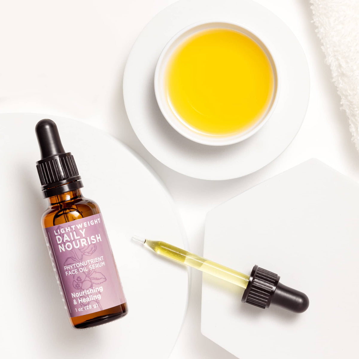 Lightweight Daily Nourish Face Oil Serum