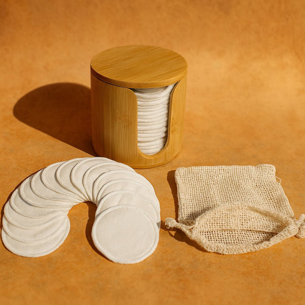 Makeup Remover Pads & Case