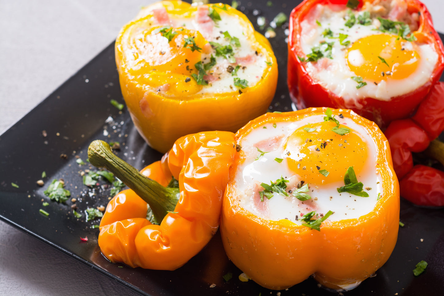 100 Canary Bell Pepper (Capsicum Annuum) Seeds
