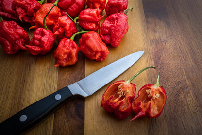 10 Red Carolina Reaper Pepper (Capsicum Chinense) Seeds
