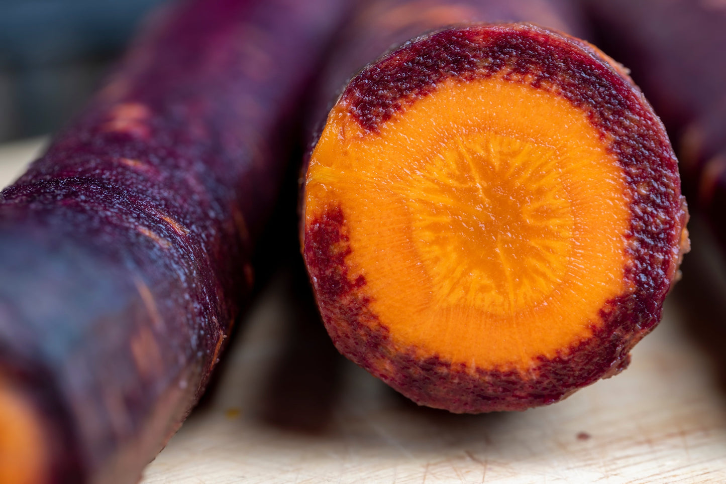 400 Cosmic Purple Carrot (Daucus Carota) Seeds