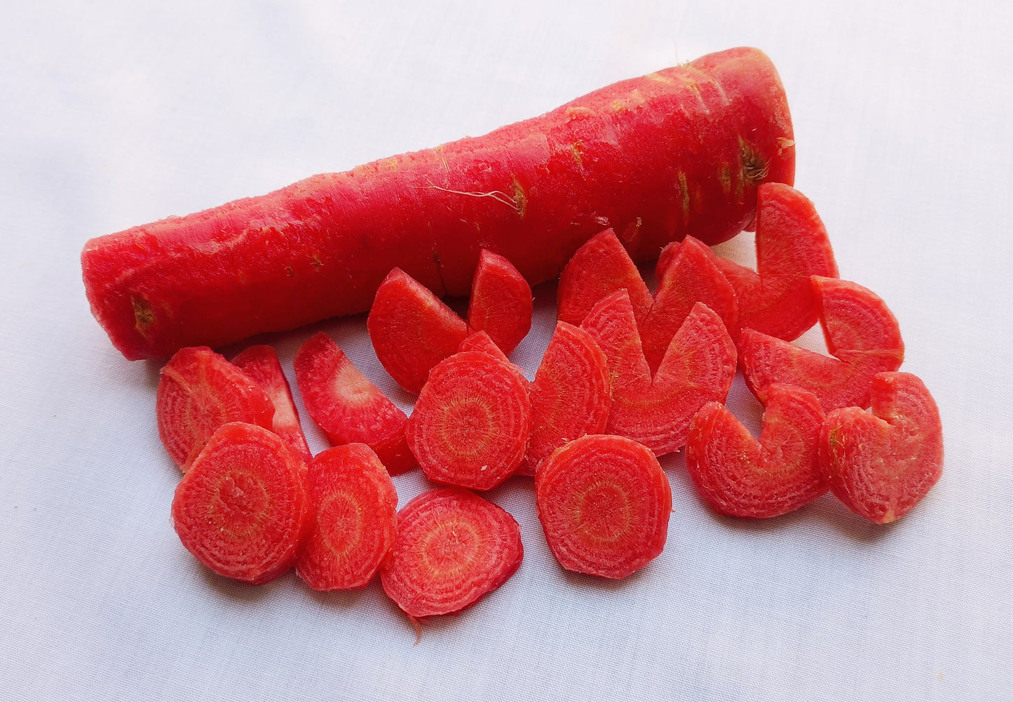 400 Atomic Red Carrot (Daucus Carota) Seeds