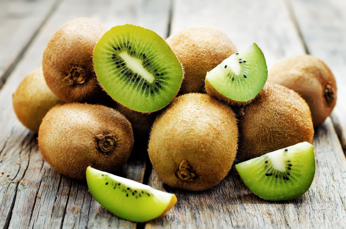 100 Kiwi Fruit (Kiwi Actinidia) Seeds