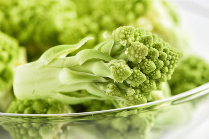 500 ROMANESCO BROCCOLI Broccoflower Roman Cauliflower Pyramid Broccolo Brassica Oleracea Vegetable Seeds
